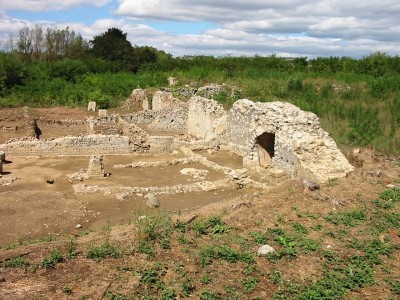 Resti del porto romano di Pagliano