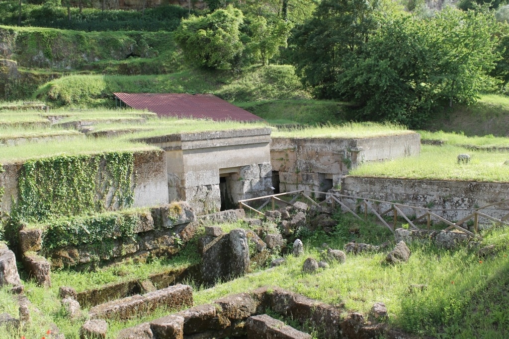 Necropoli etrusca Crocifisso del tufo di Orvieto