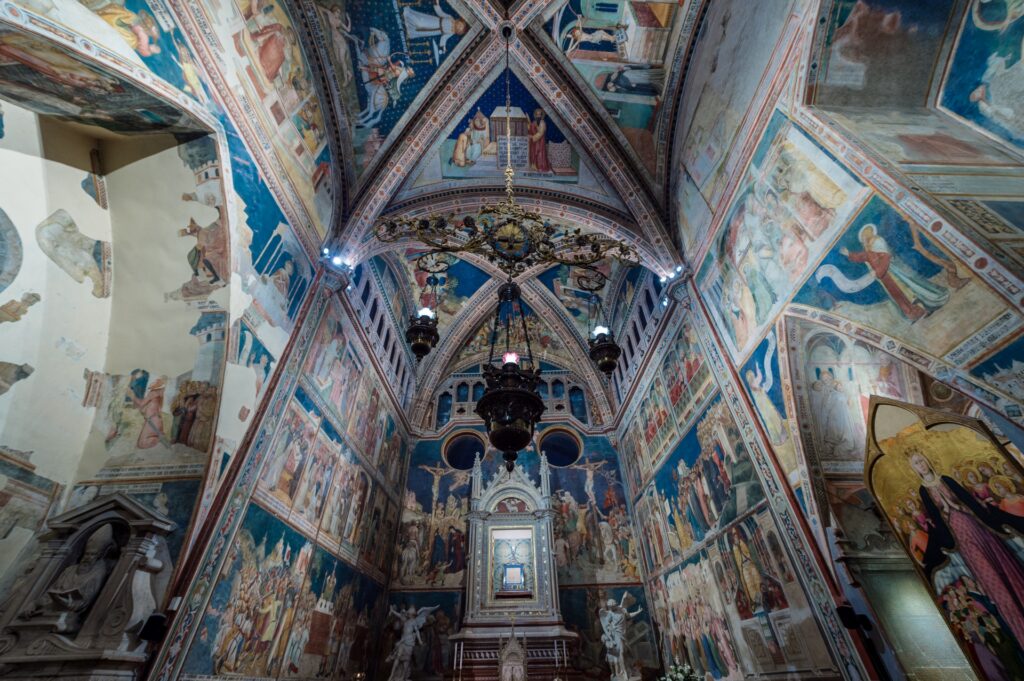 Walking guided tour (2h) discovering religious places and church of Orvieto, the city of Corpus Christi