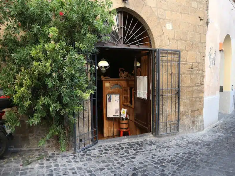 trattoria-mezzaluna-orvieto